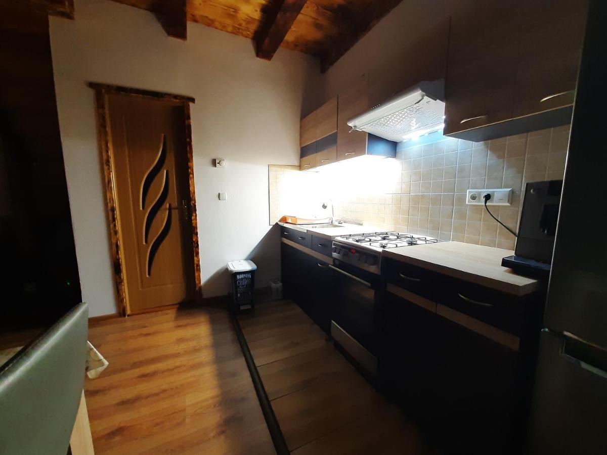Mountain Cozy Home Sub Cetate Esterno foto